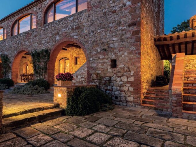 Tuscany Real Estate - Casale La Casa   - CDC LaCasa Exterior mid res CMYK 44 960x960 1 680x510