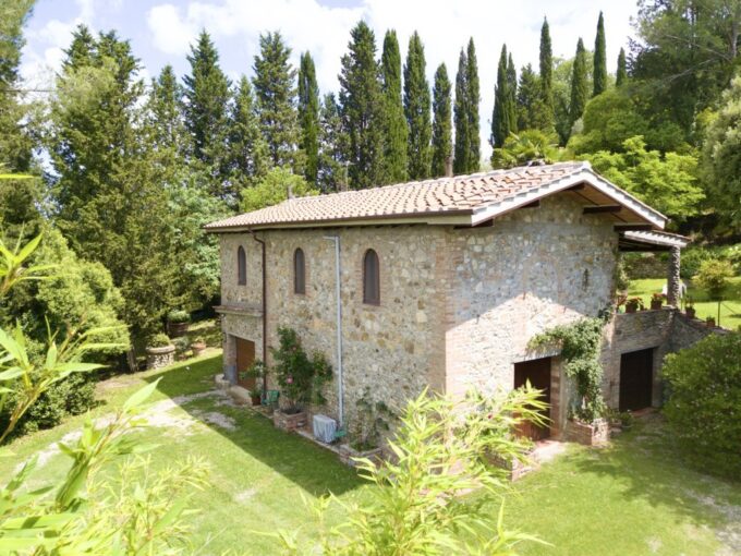 Tuscany Real Estate - Fienile Monteapertaccio   - DJI 0546 680x510